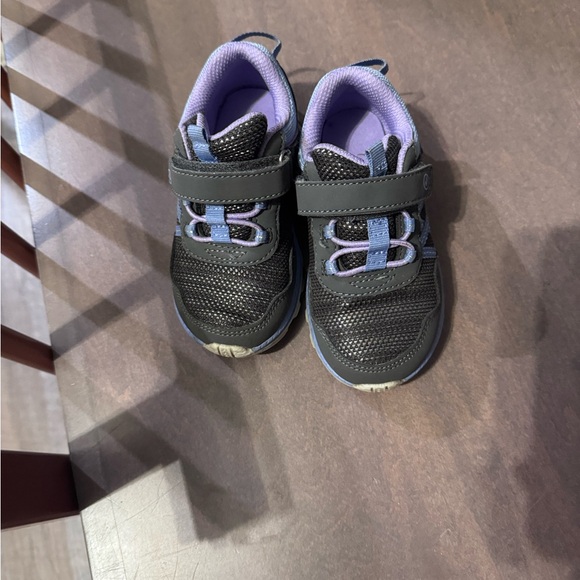 Stride Rite Sneakers - Picture 1 of 4